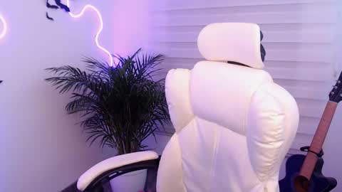 Snapshot of fallenag__ chatting on November 24, 11:59 pm OF fallenag 1 online show from November 24, 11:59 pm