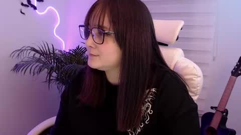 Snapshot of fallenag__ chatting on June 18, 1:28 am OF fallenag 1 online show from June 18, 1:28 am