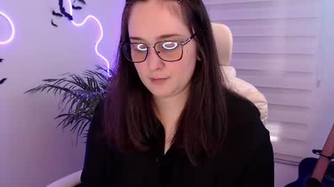 Snapshot of fallenag__ chatting on July 28, 4:16 pm OF fallenag 1 online show from July 28, 4:16 pm