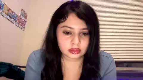 Snapshot of fallinforautumn chatting on November 5, 1:16 am fallinforautumn online show from November 5, 1:16 am