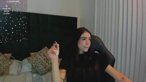 Snapshot of faloonroussel chatting on November 5, 6:52 pm Faloon online show from November 5, 6:52 pm