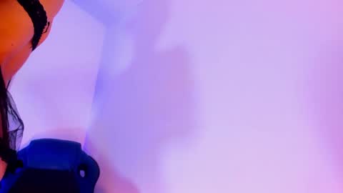 Snapshot of fanasy_andreadollx chatting on February 15, 10:11 am Andrea online show from February 15, 10:11 am