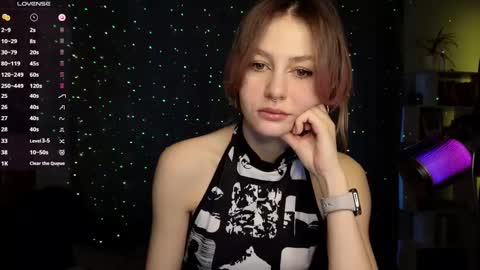 fancymeee online show from February 12, 10:03 am