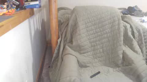 Fan Friction online show from April 11, 1:21 am