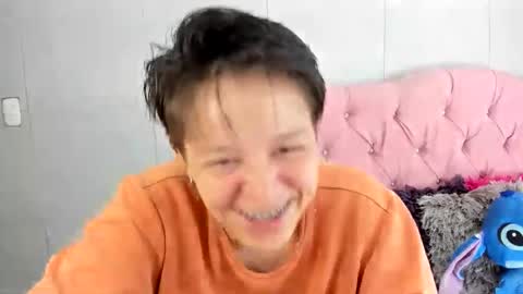 Snapshot of fanny_18 chatting on October 28, 2:59 am FANNY online show from October 28, 2:59 am