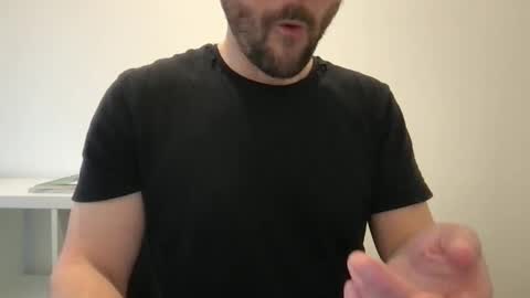 Snapshot of fantacyland chatting on January 8, 1:09 pm Alex online show from January 8, 1:09 pm