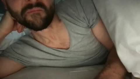 Snapshot of fantacyland chatting on October 6, 7:06 am Alex online show from October 6, 7:06 am