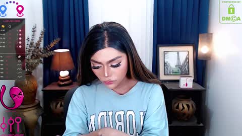 Snapshot of fantacyoflove chatting on December 4, 10:02 am YASI online show from December 4, 10:02 am