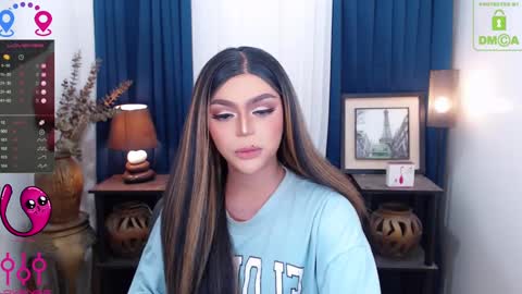 Snapshot of fantacyoflove chatting on December 10, 2:48 am YASI online show from December 10, 2:48 am