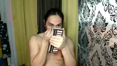 Snapshot of fantastic_allena07 chatting on November 20, 2:45 am Allena online show from November 20, 2:45 am