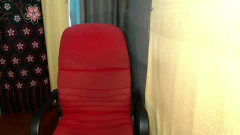 Snapshot of fantastic_allena07 chatting on June 30, 12:33 am Allena online show from June 30, 12:33 am