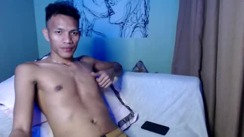 Snapshot of fantasy_davidxx chatting on February 18, 5:42 pm David online show from February 18, 5:42 pm