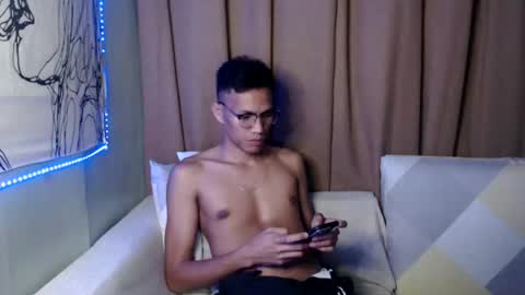 Snapshot of fantasy_davidxx chatting on October 5, 11:30 am David online show from October 5, 11:30 am