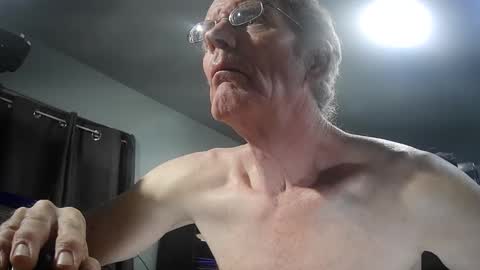 fantasyresort online show from January 13, 4:07 am