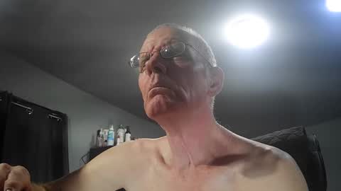 fantasyresort online show from March 29, 3:06 am