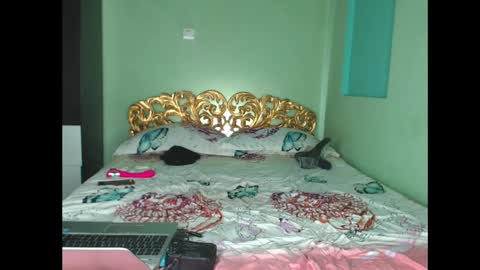 Snapshot of farfalina_hot chatting on February 28, 5:26 am farfalina online show from February 28, 5:26 am