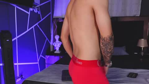 Snapshot of farid_jake_ chatting on January 10, 1:42 am farid_jake_ online show from January 10, 1:42 am