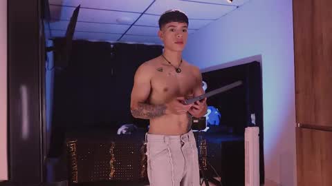 Snapshot of farid_jake_ chatting on October 19, 10:54 pm farid_jake_ online show from October 19, 10:54 pm