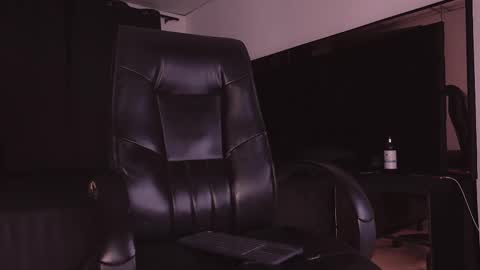 Snapshot of farid_jake_ chatting on November 4, 12:21 am farid_jake_ online show from November 4, 12:21 am