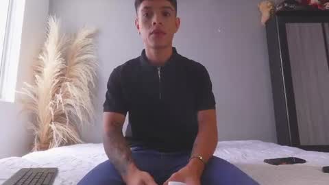 Snapshot of farid_jake_ chatting on July 20, 4:09 pm farid_jake_ online show from July 20, 4:09 pm