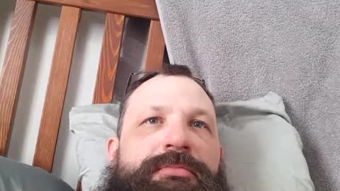 Snapshot of farm2boy chatting on February 21, 6:15 pm Farm2boy online show from February 21, 6:15 pm