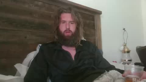 farmerboyart online show from April 14, 9:10 pm