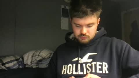 Snapshot of farperceptive chatting on September 25, 10:57 pm brokeunistudent online show from September 25, 10:57 pm