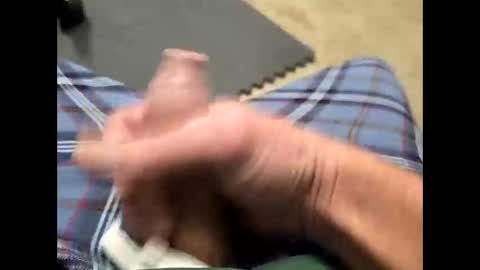 Snapshot of fartinmymouthplz chatting on November 24, 3:39 am fartinmymouthplz online show from November 24, 3:39 am