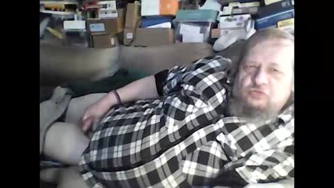 Snapshot of fasteddysex chatting on December 11, 3:02 am HoneyCumJuice4U online show from December 11, 3:02 am