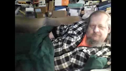Snapshot of fasteddysex chatting on December 13, 1:37 am HoneyCumJuice4U online show from December 13, 1:37 am