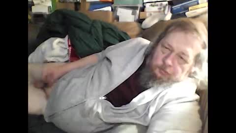 Snapshot of fasteddysex chatting on February 22, 12:27 am HoneyCumJuice4U online show from February 22, 12:27 am