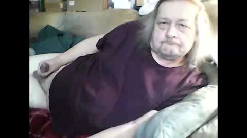 Snapshot of fasteddysex chatting on March 10, 7:18 pm HoneyCumJuice4U online show from March 10, 7:18 pm