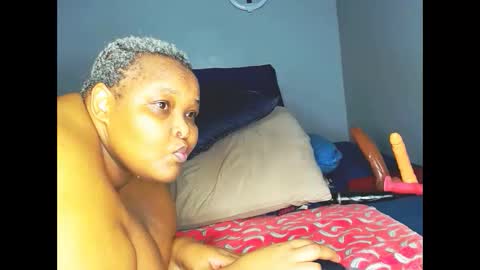 fatafricanqueen online show from March 27, 2:06 am