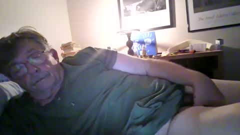 Snapshot of fatdickad chatting on October 6, 6:33 am fatdickad online show from October 6, 6:33 am