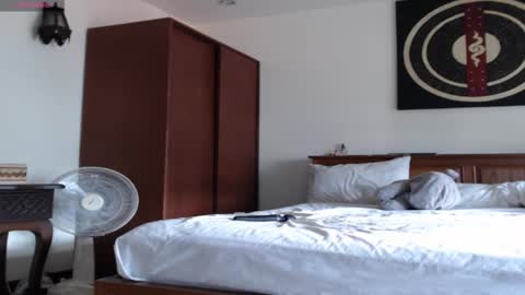 Snapshot of fate_fletcher chatting on November 20, 6:35 am fate_fletcher online show from November 20, 6:35 am