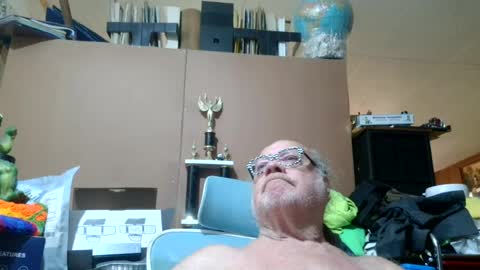 Fred. online show from July 22, 7:49 pm