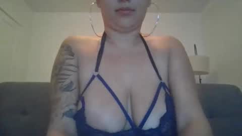 fatleechesxoxo online show from January 8, 5:32 am