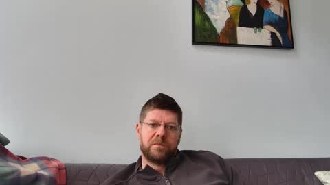 Snapshot of fattenmenow chatting on March 1, 10:45 am fattenmenow online show from March 1, 10:45 am