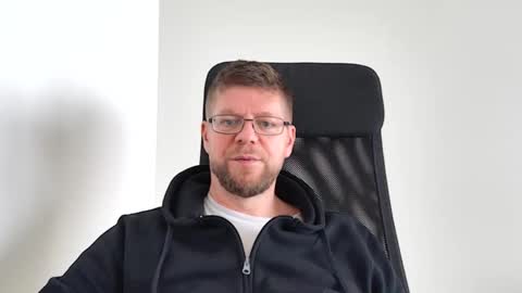 fattenmenow online show from May 3, 10:10 am