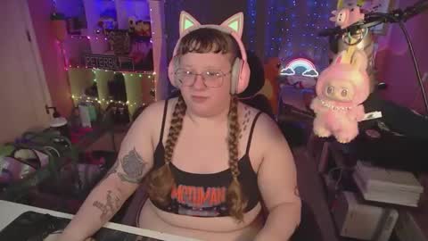 FatVeronica online show from March 22, 2:20 pm