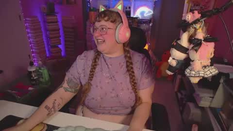 FatVeronica online show from June 25, 7:07 pm