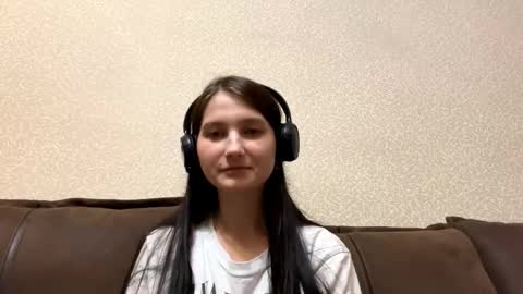 Aurora 18yo online show from October 18, 10:16 am