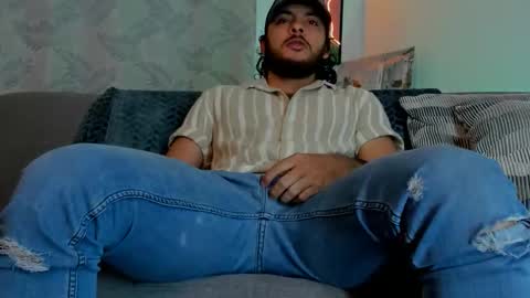 favid95 online show from October 25, 9:20 pm