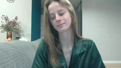 favoriteyour online show from January 14, 5:35 am