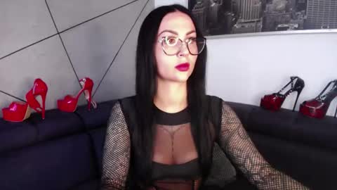 Faye online show from October 1, 7:03 am