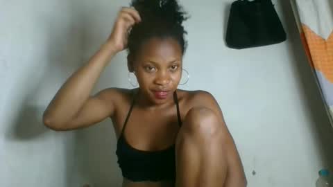 fayence09 online show from October 20, 9:04 pm