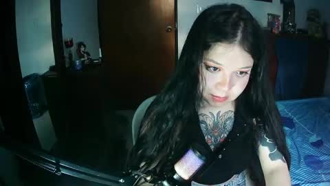Fayevalentiine online show from May 25, 10:49 pm