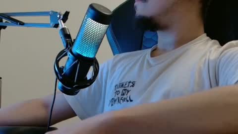 Justin online show from April 14, 7:09 pm