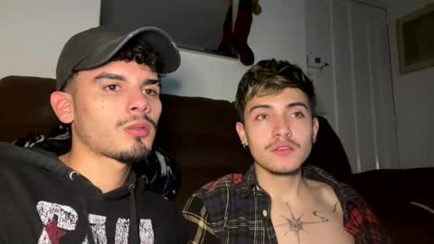 Snapshot of fede69x chatting on December 17, 6:35 am federik online show from December 17, 6:35 am