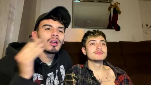 Snapshot of fede69x chatting on December 18, 4:31 am federik online show from December 18, 4:31 am